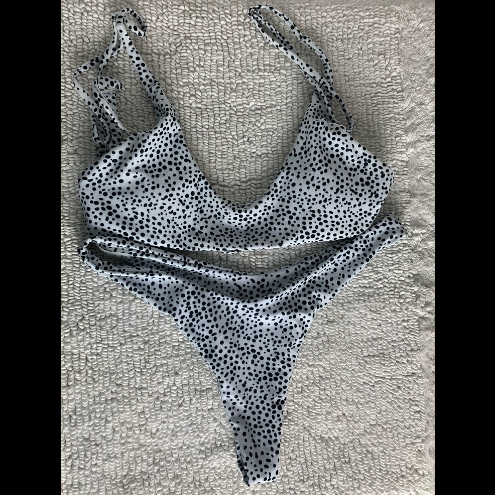 🟣 Zaful polka Dot Bikini